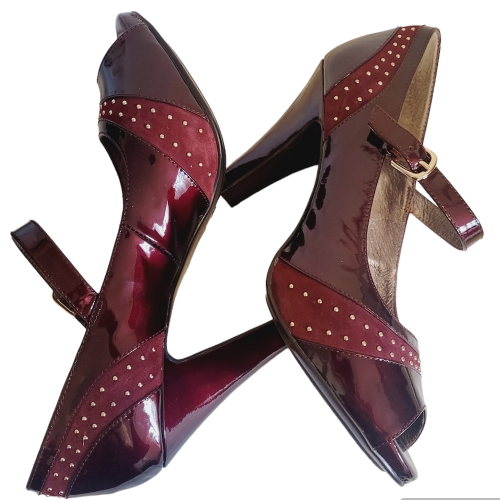 Mary Janes Burgundy pumps heels open toe Sofft New 9 Medium